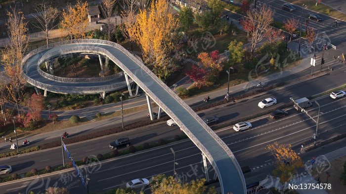 ������ƽ���պ��Ļ��ι�������