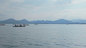 ����������������ʻ��С��