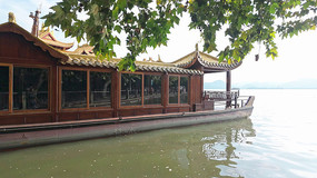 ���������δ�ͣ����ˮ�泡��