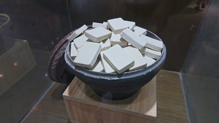 ���ݸ�������չ���ĸ��