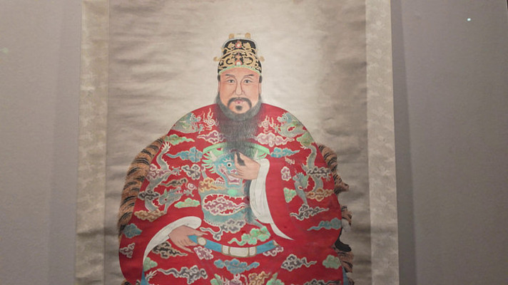 徽州文化博物馆展出的男人容像 徽州文化博物馆展出的男人容像