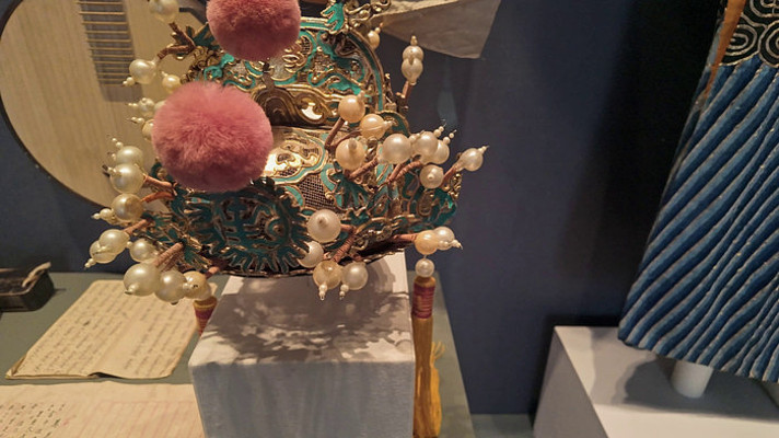 �����Ļ������չ����Ϸ��ͷ��