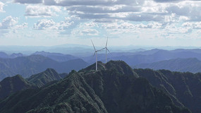 ɽ��������������ƶ�