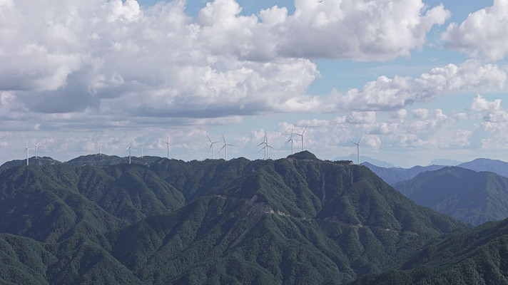 ɽ������������ɽ�ͷ��