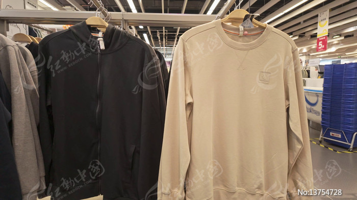 �̳���װ���³���չʾ