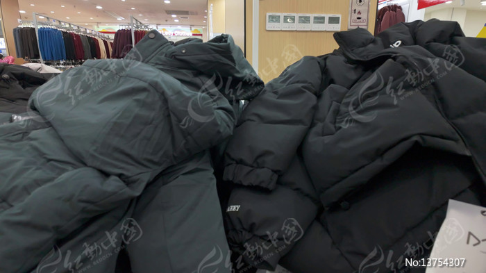 �̳��ڶѵ��Ķ�����װ