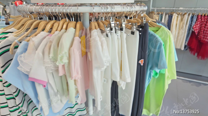 ͯװ���ʽ��װ����չʾ