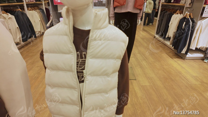 ͯװ�װ�ɫ��������