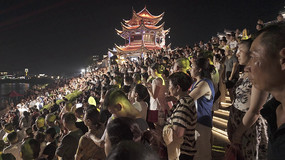 ��Ϫ���°����߹ۿ��ݳ������Ⱥ