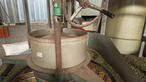 �����еĲ�Ҷ�����ӹ����Զ���ˮ���豸