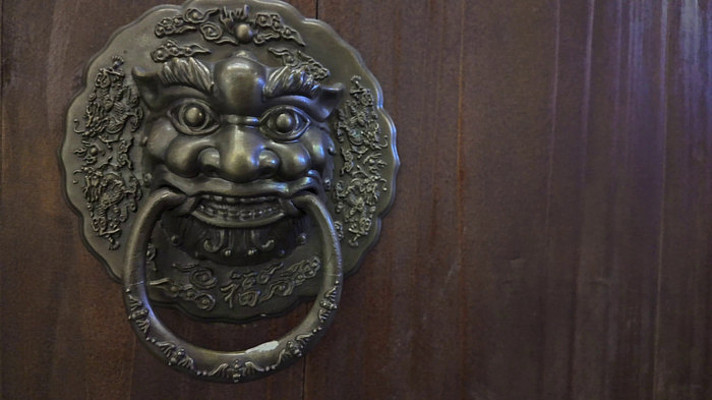 ��ʽ�Ž���ľ����ͷ�Ż��ز�