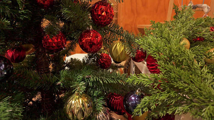 װ�ξ�����ʥ������д