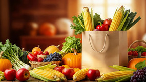 ����ֽ���ں���Χ���߲�ˮ��