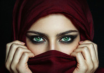 �ƺ�ɫͷ���������Ů��