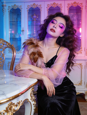 �������˵Ĳ�ױŮ��