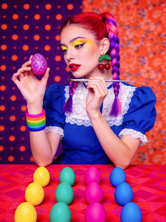 ʱ��Ů���ڻ��Ʋʵ�