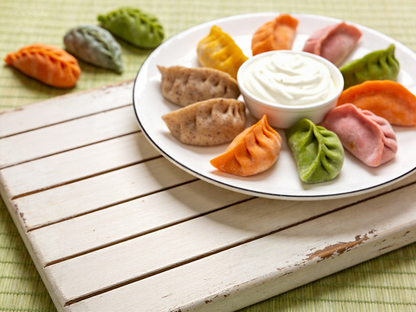 彩色的饺子 彩色的饺子