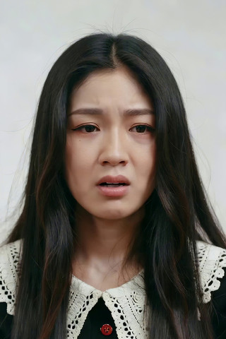 长发女性面部特写 长发女性面部特写