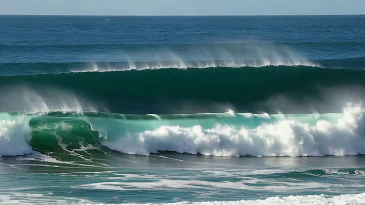 大海海浪翻滚景象 大海海浪翻滚景象