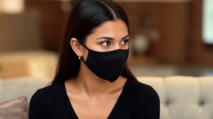 戴口罩女性特写 戴口罩女性特写