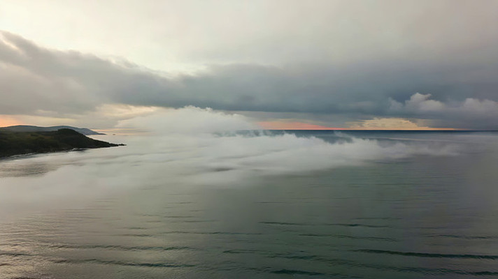 海边云雾缭绕的自然风光 海边云雾缭绕的自然风光