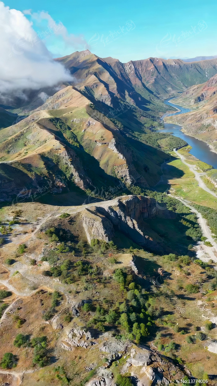 ����ɽ�ͺ�����Ȼ���