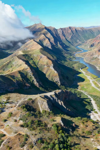 航拍山峦河流自然风光 航拍山峦河流自然风光
