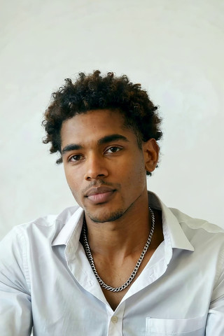 �������Ӱ׳���������д