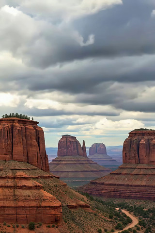 ��ɫ��ʯɽ����Ȼ���