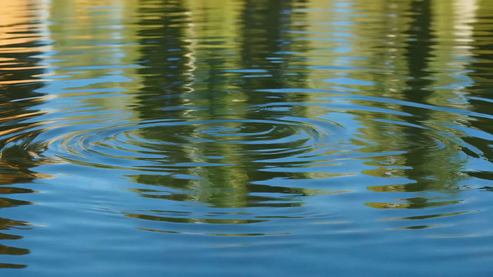 ����ˮ������Ȼ����