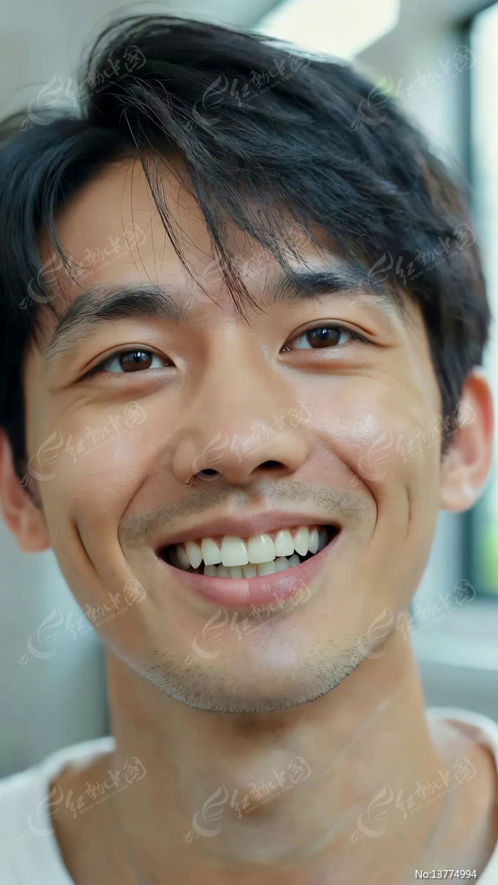 ���ӽ���΢Ц�ز�