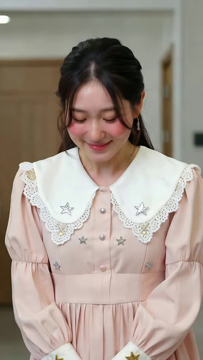 Ů����ͷ�ŷ�ɫ����