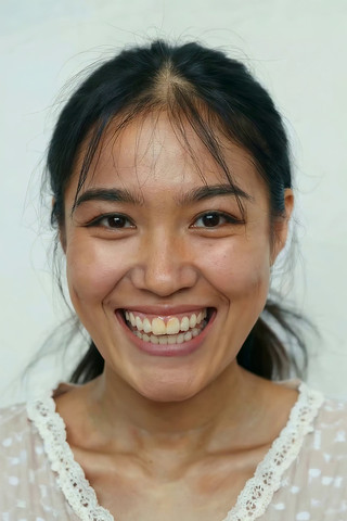 Ů��΢Ц��д�ز�