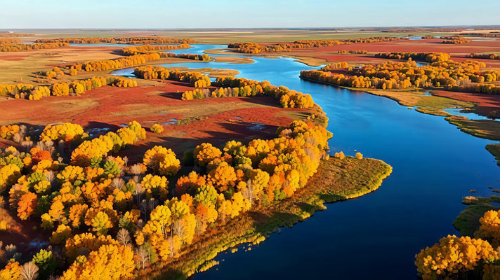 秋季河流森林航拍全景 秋季河流森林航拍全景