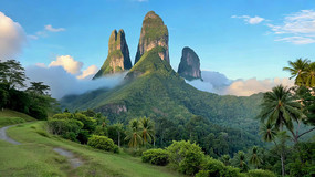 �ȴ�ɽ���е�����ɽ�徰��