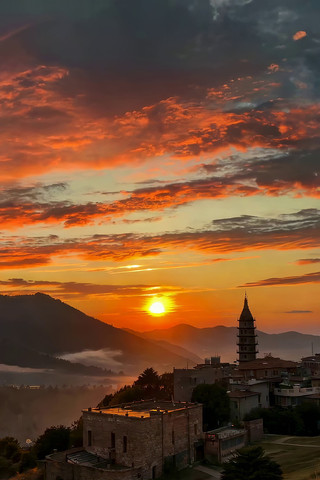 ɽ�����侰��