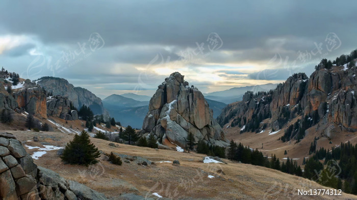 ɽ����Ȼ���Զ��