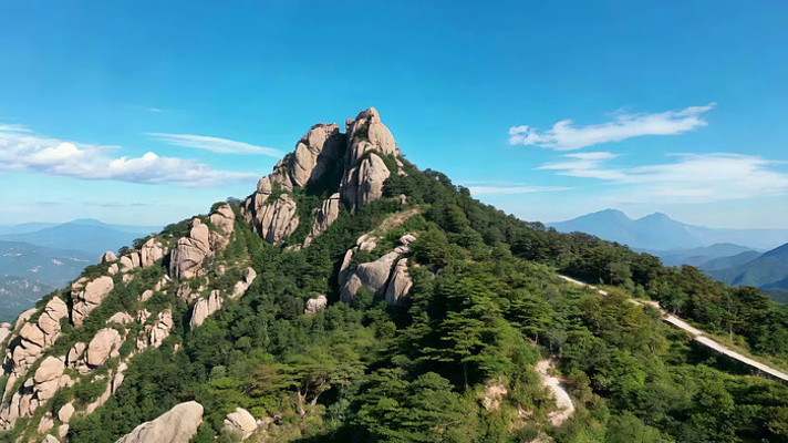 山峰自然风光全景 山峰自然风光全景