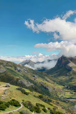 山间美景自然风光全景 山间美景自然风光全景