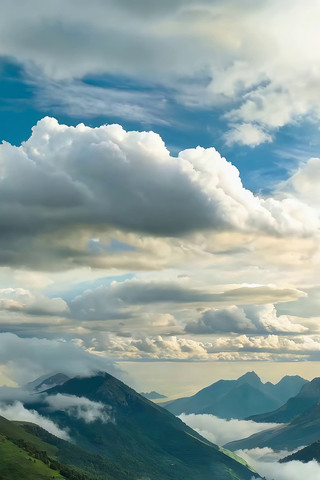 ɽ���ƺ���Ȼ���