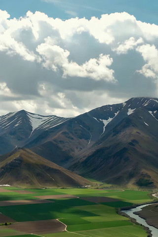 山峦田野自然风光航拍素材 山峦田野自然风光航拍素材