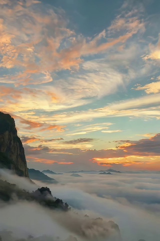 山峦云海日出自然景观 山峦云海日出自然景观