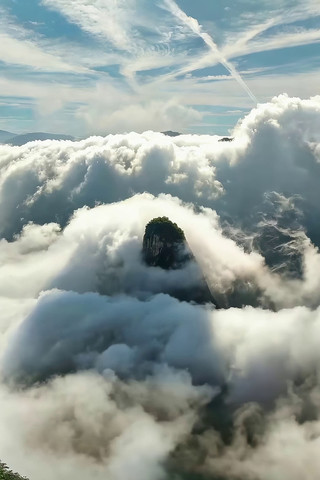 ɽ���ƺ���Ȼ����