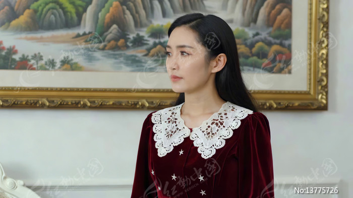 ����Ů�Ӳ���վ������