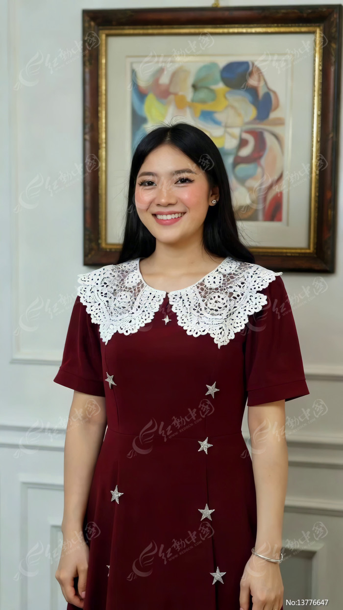 ����΢ЦŮ�Խ����ز�