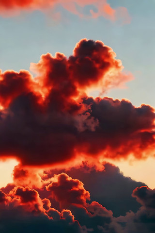 天空中的绚烂晚霞云朵 天空中的绚烂晚霞云朵