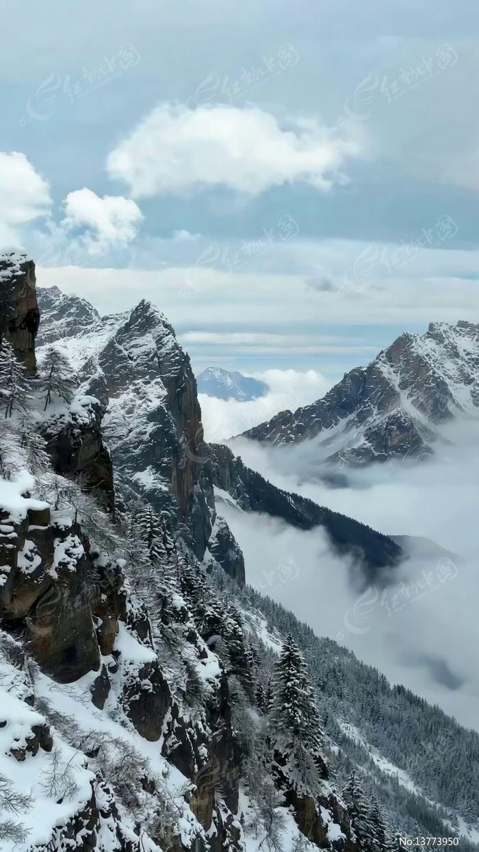 ѩɽ�ƺ���Ȼ���