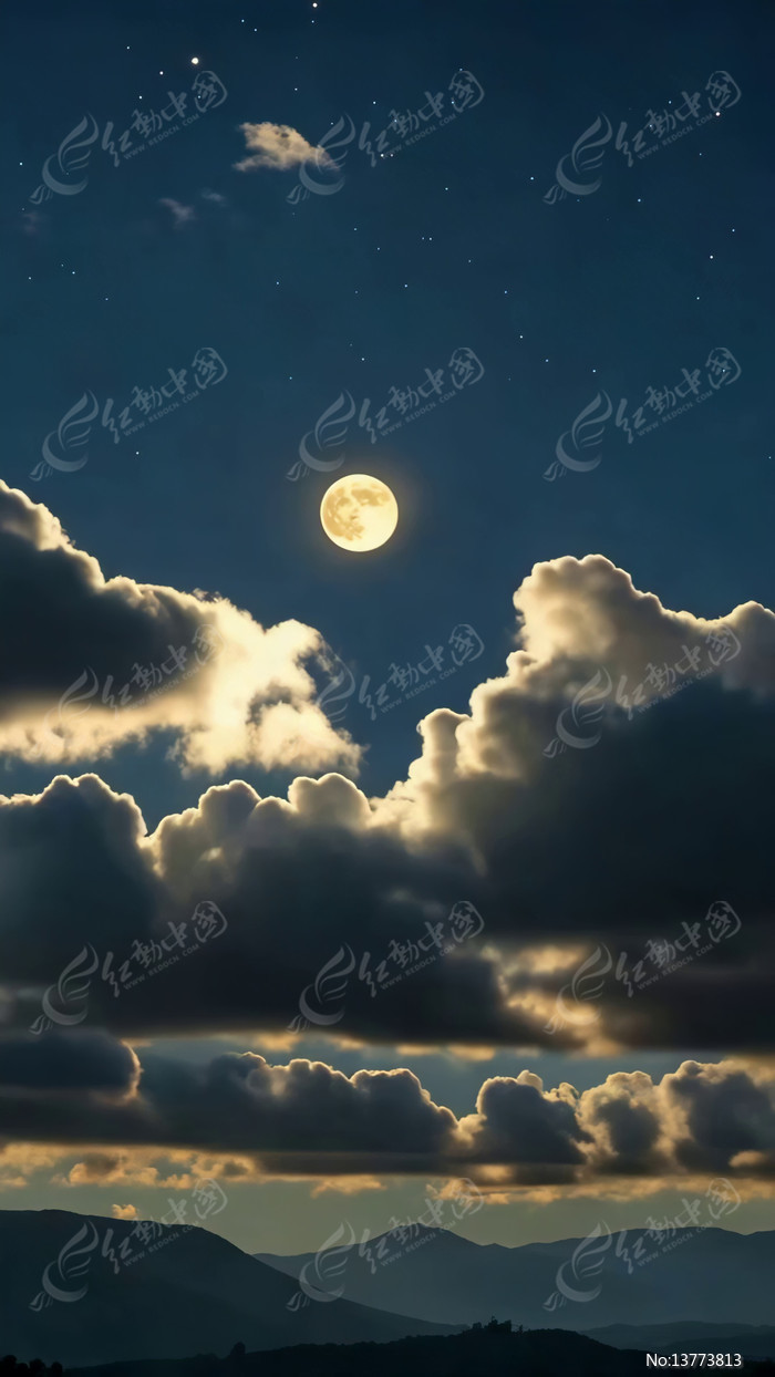 ��ҹ�ǿ��µ�ɽ�����ƶ�