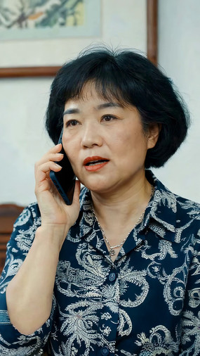 ����Ů�Դ�绰����