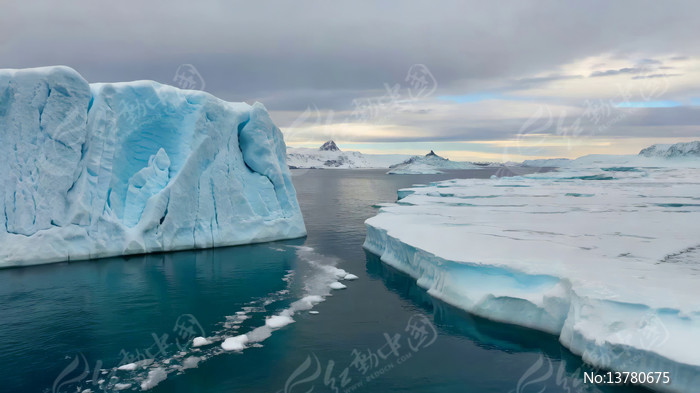 �������������ز�